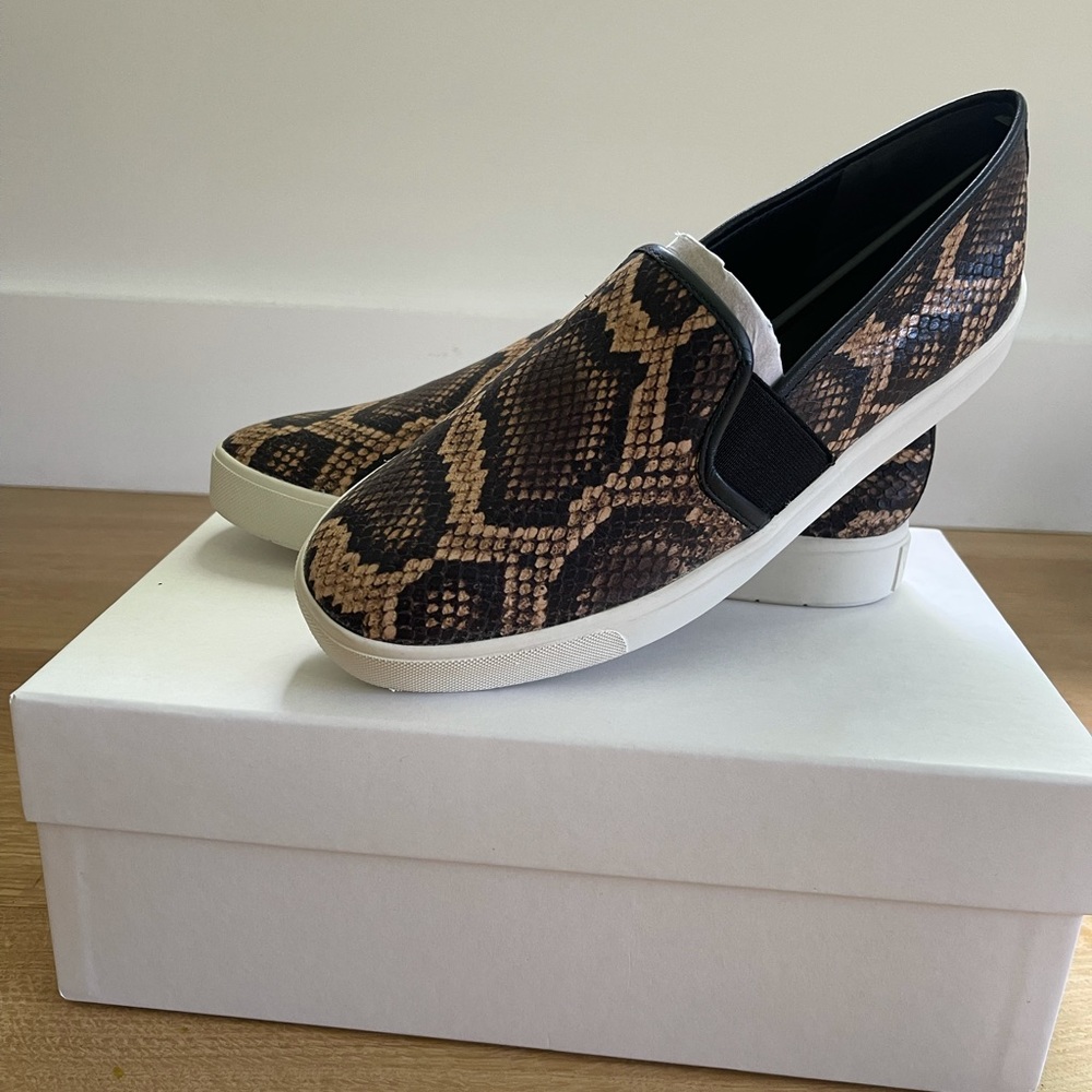 Vince Blair Snakeskin Leather Sneakers size 7 NIB